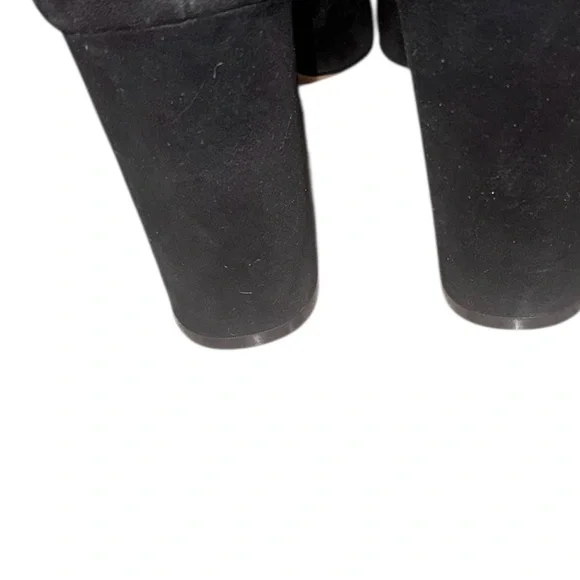 Vince Camuto Elegant Black Heels - Picture 4 of 4